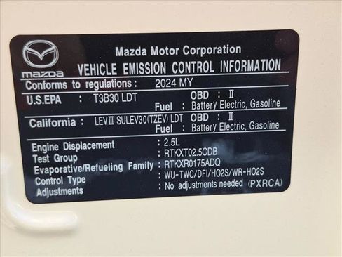 Used 2024 MAZDA CX-90 Plug-In Hybrid w/ Preferred AWD/4WD image 23