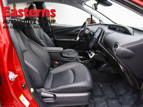 Used 2018 Toyota Prius Prime Advanced FWD image 24