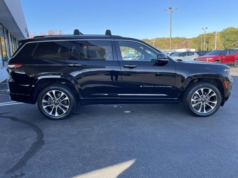 Used 2021 Jeep Grand Cherokee L Overland w/ Luxury Tech Group IV image 4