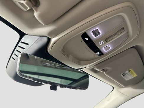 New 2026 Volvo XC60 B5 Ultra w/ Climate Package PRO image 21