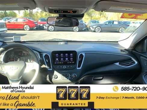 Used 2023 Chevrolet Malibu LT image 19