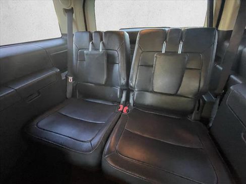 Used 2017 Ford Flex Limited image 21