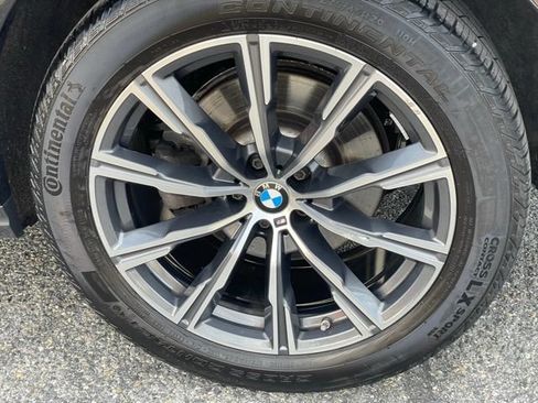 Certified 2024 BMW X6 xDrive40i w/ Premium Package AWD/4WD image 29