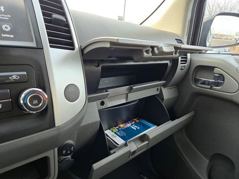 Used 2019 Nissan Frontier SV image 14