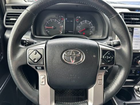 Used 2022 Toyota 4Runner Trail Special Edition AWD/4WD image 23