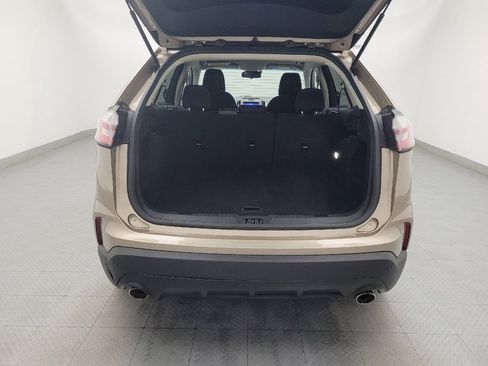 Used 2020 Ford Edge SE FWD image 29