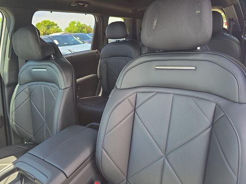 New 2027 Kia Telluride SX FWD image 23