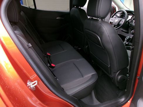 Used 2023 Buick Encore GX Select image 11