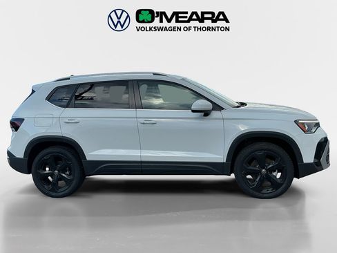 New 2025 Volkswagen Taos SEL image 6