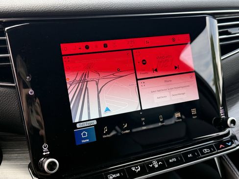 Used 2024 Jeep Wagoneer L Series III w/ Flexible Seating Group AWD/4WD image 20