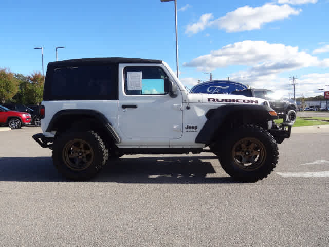 Used 2018 Jeep Wrangler Rubicon AWD/4WD image 4