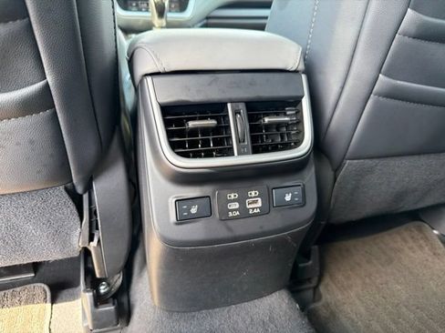 Used 2024 Subaru Outback Limited AWD/4WD image 31