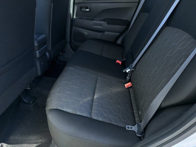 Used 2024 Mitsubishi Outlander Sport ES AWD/4WD image 18