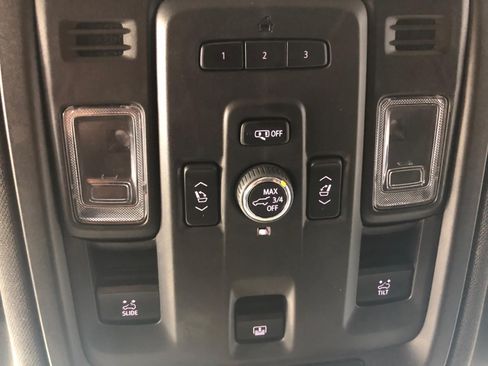 Used 2023 Chevrolet Suburban Z71 w/ Luxury Package AWD/4WD image 23