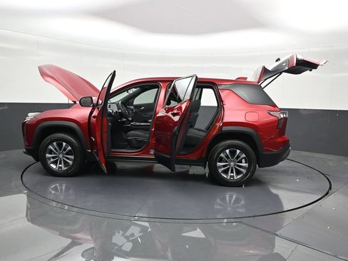 Used 2026 Chevrolet Equinox LT image 36