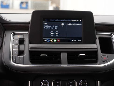 Used 2022 Chevrolet Suburban LS w/ Max Trailering Package AWD/4WD image 23