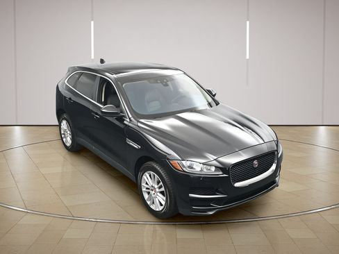 Used 2020 Jaguar F-PACE Prestige AWD/4WD image 39