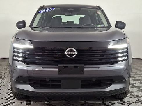Used 2025 Nissan Kicks S FWD image 5