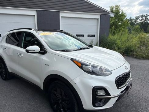 Used 2020 Kia Sportage S w/ S Sunroof Package AWD/4WD image 6