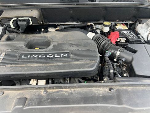 Used 2019 Lincoln Nautilus Reserve FWD image 30