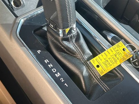 Used 2016 Ford F150 Lariat w/ Equipment Group 502A Luxury image 16