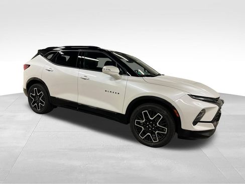 Certified 2024 Chevrolet Blazer RS w/ Enhanced Convenience Package AWD/4WD image 1