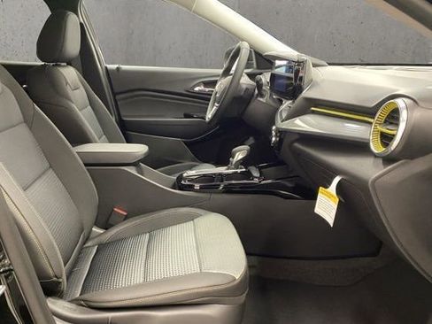 New 2026 Chevrolet Trax LT FWD image 24
