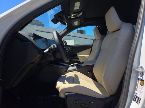 Used 2026 BMW X3 xDrive30i w/ Convenience Package AWD/4WD image 8