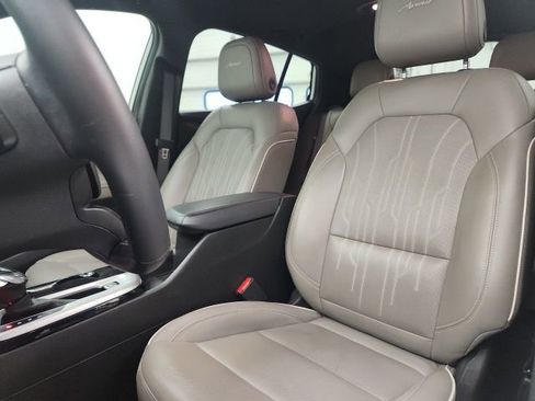 Used 2024 Buick Envista Avenir image 13