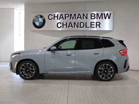 Used 2026 BMW X3 xDrive30i w/ M Sport Package AWD/4WD image 3