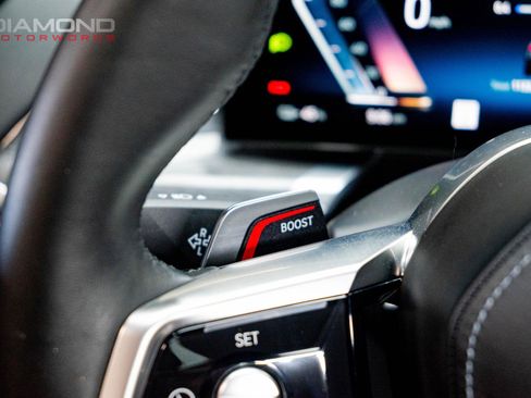 Used 2023 BMW i7 xDrive60 image 88