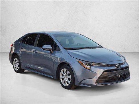 Used 2024 Toyota Corolla LE FWD image 3