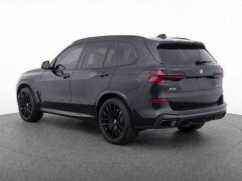 Used 2024 BMW X5 xDrive40i w/ M Sport Package AWD/4WD image 4