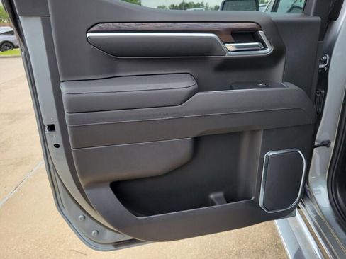 New 2026 GMC Sierra 1500 SLT w/ SLT Premium Plus Package image 28