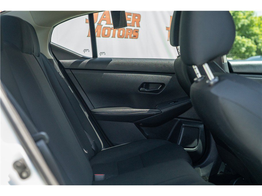 Used 2024 Nissan Sentra S FWD image 4