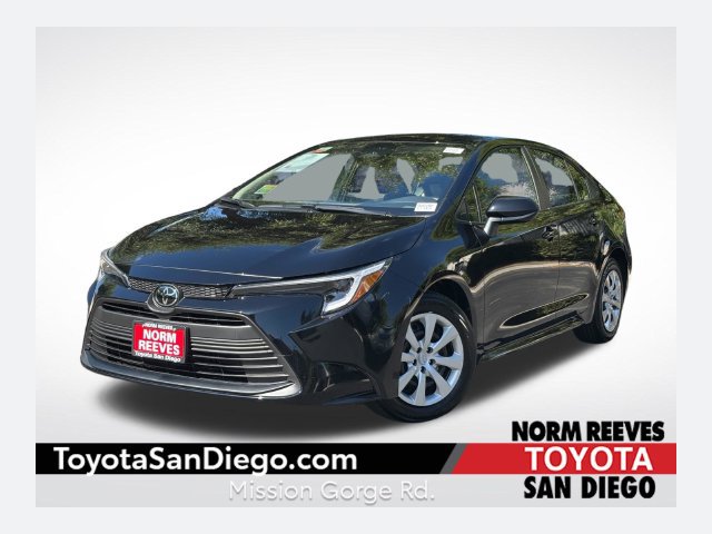 Certified 2026 Toyota Corolla LE FWD image 1
