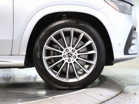 Used 2024 Mercedes-Benz GLE 450 4MATIC w/ AMG Line Exterior image 16