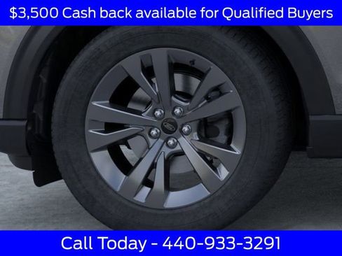 New 2026 Ford Explorer Active image 22