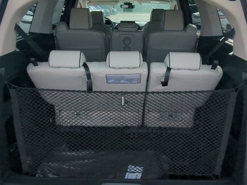 New 2026 Honda Odyssey Touring image 11