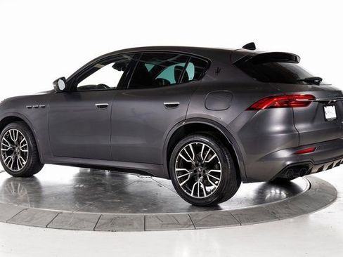 Used 2023 Maserati Grecale Modena AWD/4WD image 3