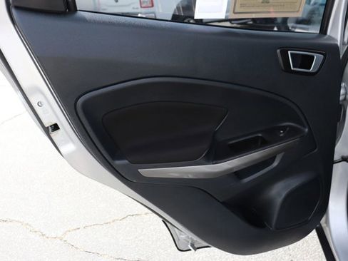 Used 2019 Ford EcoSport SE image 13