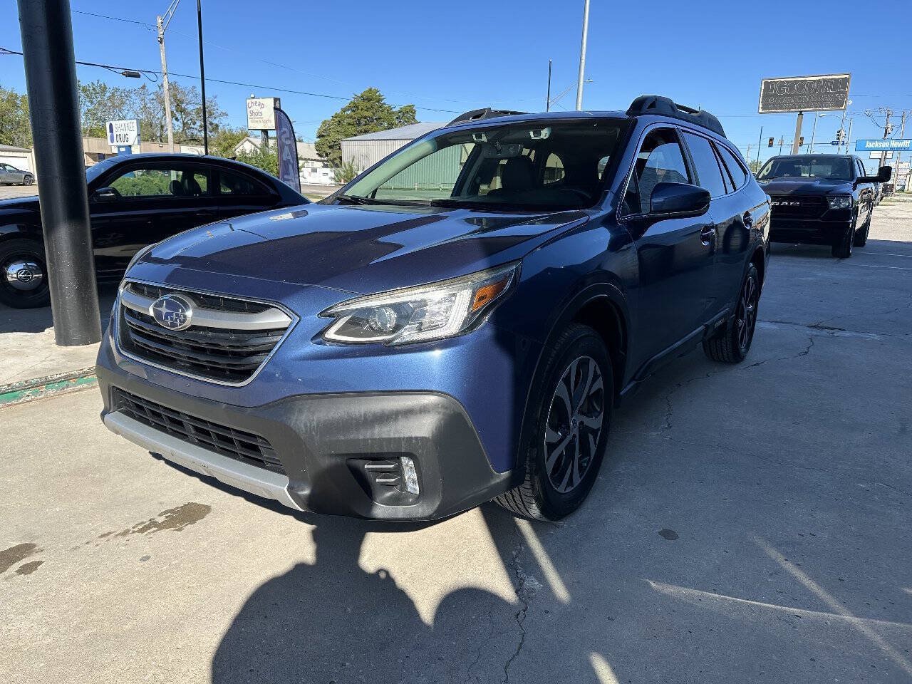 Used 2020 Subaru Outback Limited AWD/4WD image 4