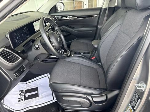 Used 2024 Kia Seltos S FWD image 11