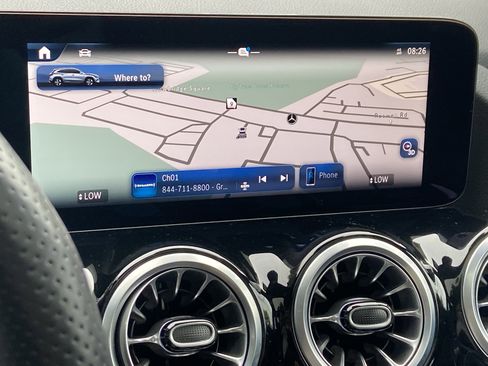 Certified 2025 Mercedes-Benz GLA 250 4MATIC image 32