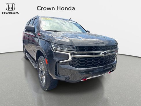 Used 2022 Chevrolet Tahoe Z71 w/ Luxury Package AWD/4WD image 7