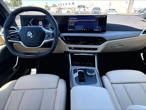 Used 2026 BMW 330i Sedan RWD image 10