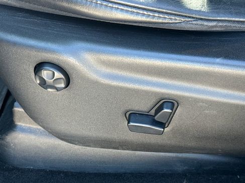 Used 2014 Jeep Grand Cherokee Limited w/ Luxury Group II image 24