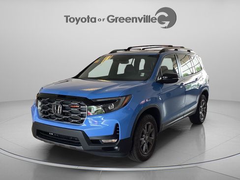 Used 2024 Honda Passport TrailSport image 1