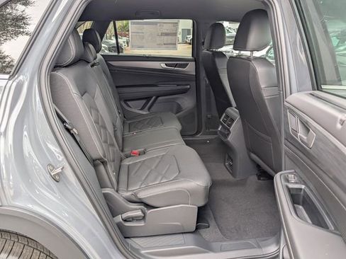 New 2026 Volkswagen Atlas Cross Sport SE AWD/4WD image 12