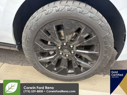 Used 2025 Ford Expedition Max Platinum w/ Stealth Appearance Package AWD/4WD image 4